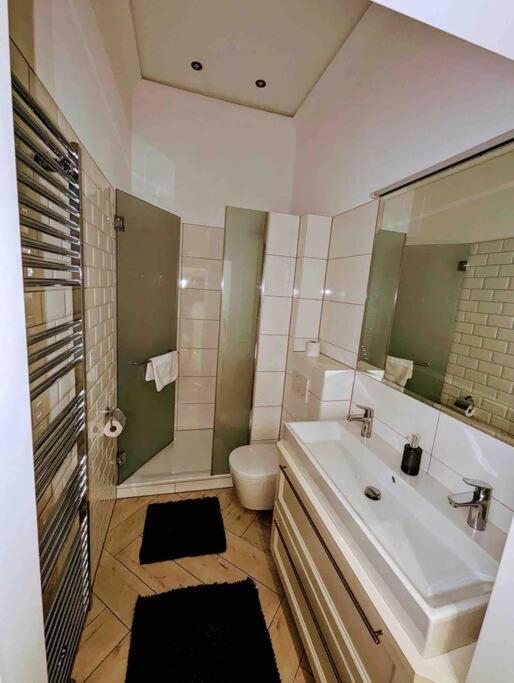 Luxury Cityapartment 2 Вена Экстерьер фото