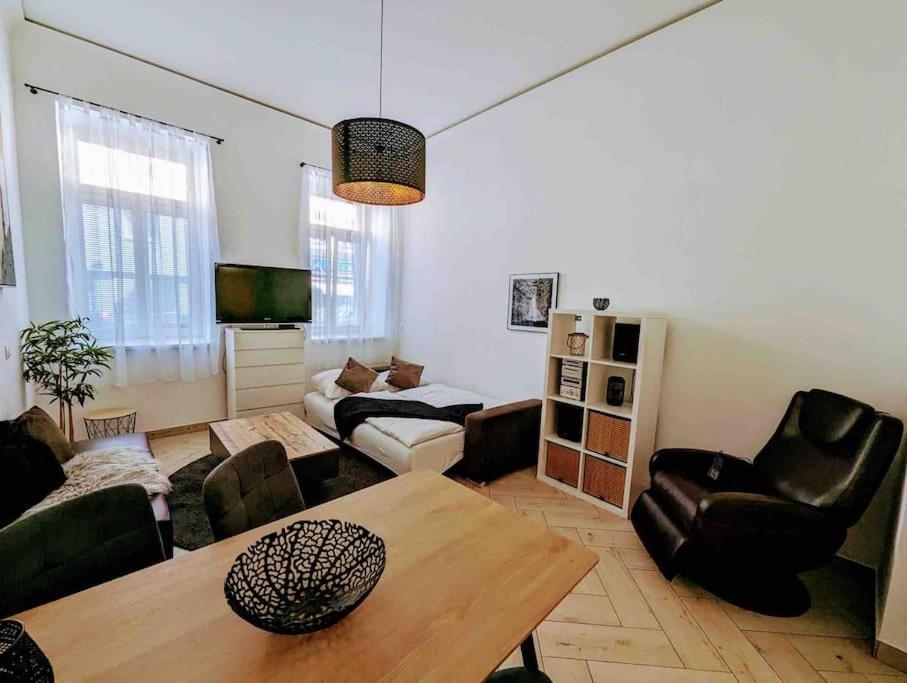 Luxury Cityapartment 2 Вена Экстерьер фото